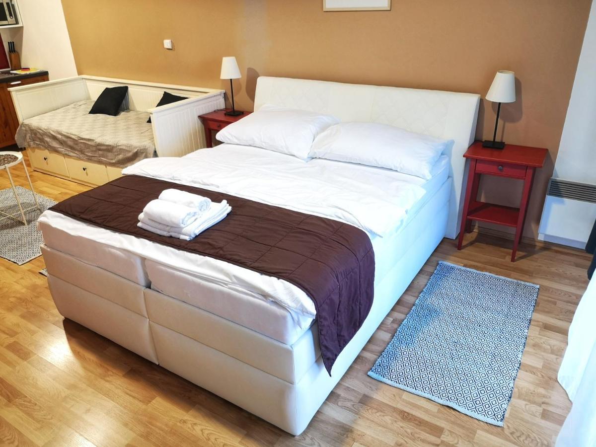 Apartmany Margo Sun Martinske Hole Ngoại thất bức ảnh
