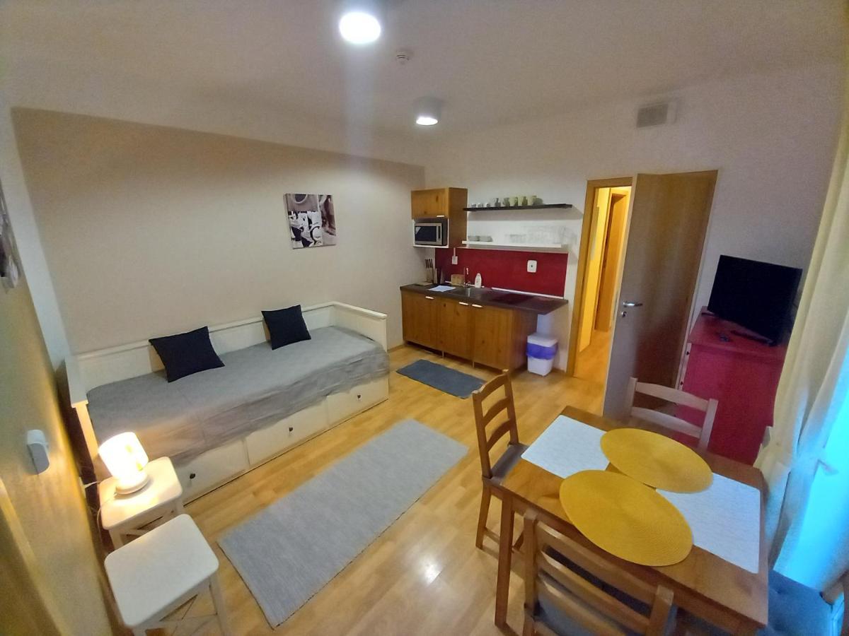 Apartmany Margo Sun Martinske Hole Ngoại thất bức ảnh