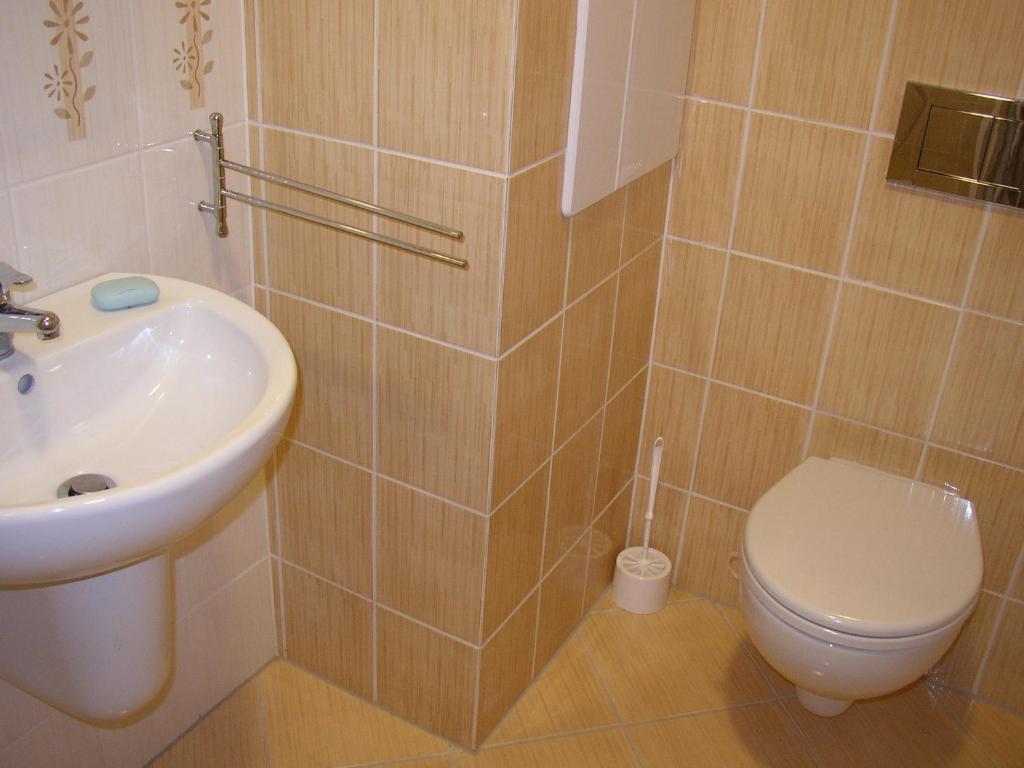 Apartmany Margo Sun Martinske Hole Phòng bức ảnh